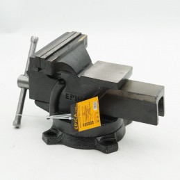 ΜΕΓΓΕΝΗ ΠΑΓΚΟΥ ΜΕ ΣΦΙΓΚΤΗΡΑ...